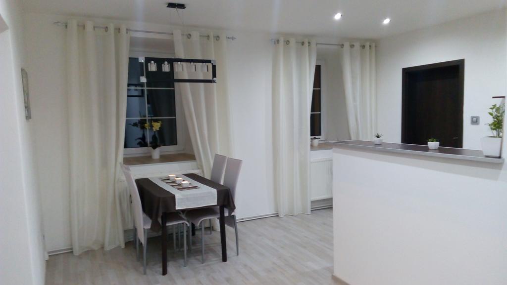 Mija Apartman S Vinnym Sklipkem, Zahradou A Grilem Kájov Exterior foto